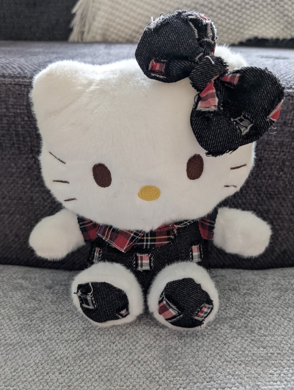 Rare Sanrio Hello Kitty Punk Rock Plaid Kawaii Medium Plush